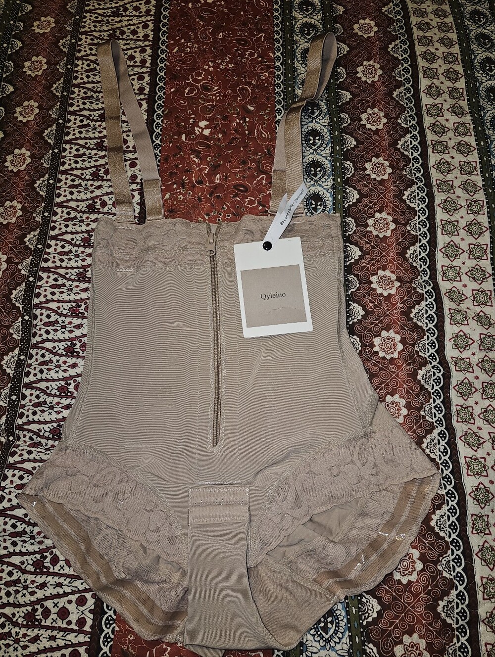Women's High-Waist Shaping Shorts in Beige